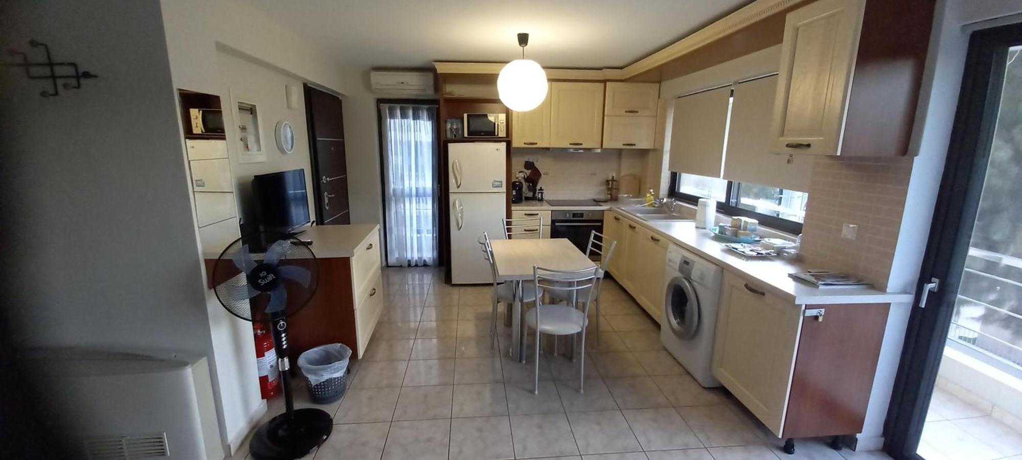 Lavrio Center - Thanasis' Studio Eksteriør billede